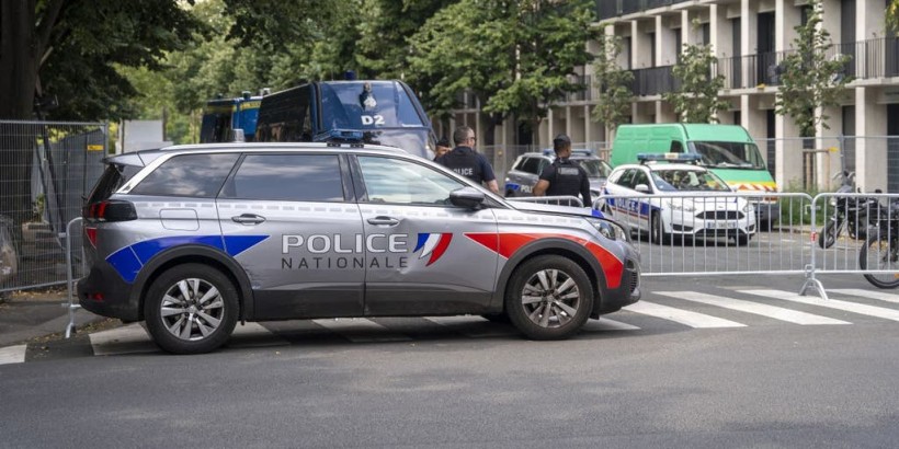 American tourist arrested in Paris after allegedly throwing newborn baby out of hotel window: reports